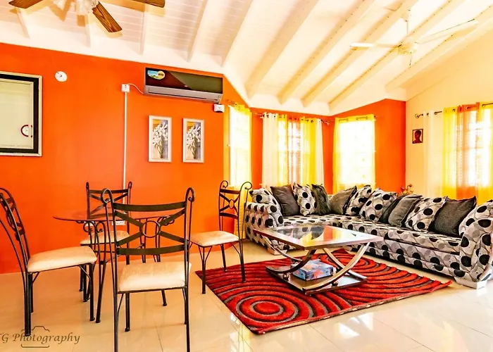 - Drax Hall Country Club 2-bed Luxury Holiday home Ocho Rios
