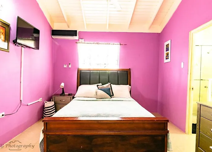 - Drax Hall Country Club 2-bed Luxury *