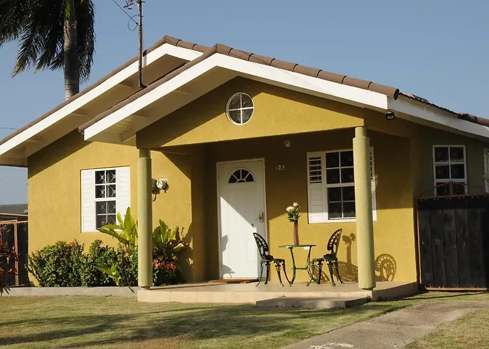 - Drax Hall Country Club 2-bed Luxury * Ocho Rios