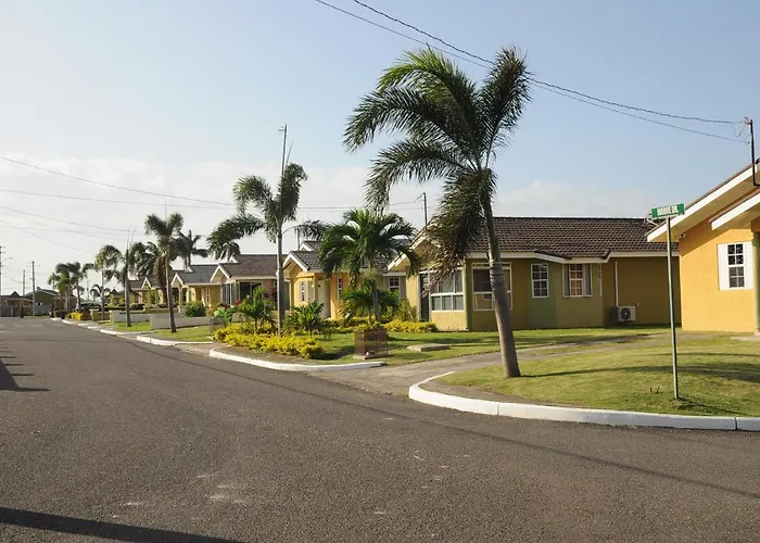 - Drax Hall Country Club 2-bed Luxury Ocho Rios