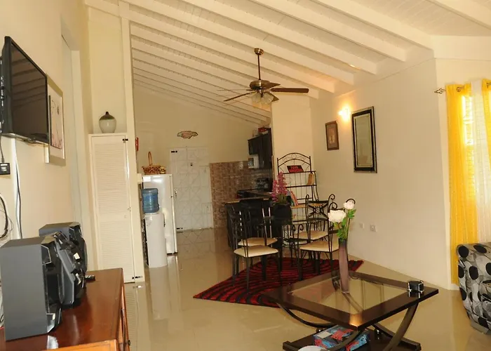 Holiday home - Drax Hall Country Club 2-bed Luxury Ocho Rios