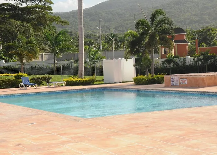 Holiday home - Drax Hall Country Club 2-bed Luxury Ocho Rios