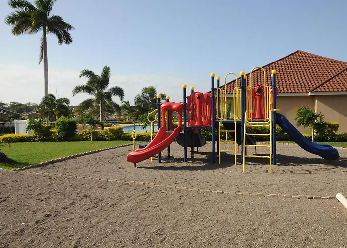 - Drax Hall Country Club 2-bed Luxury *